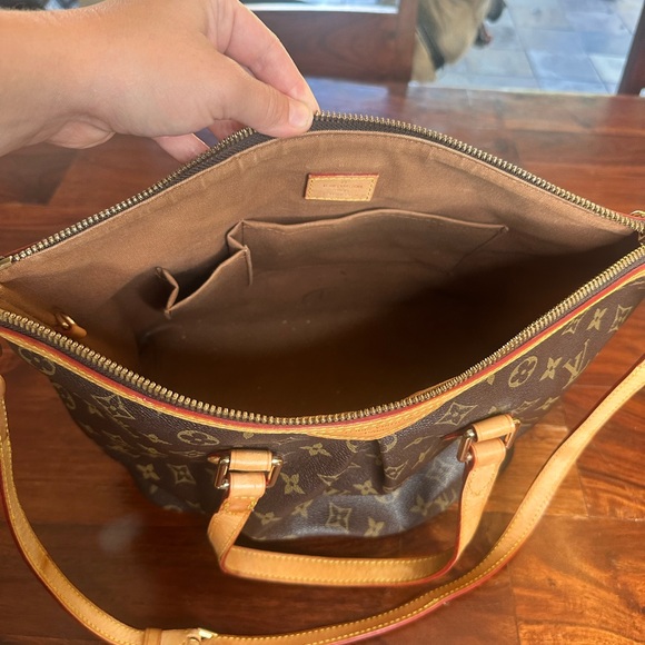 Authentic Louis Vuitton Palermo bag. - Picture 8 of 12